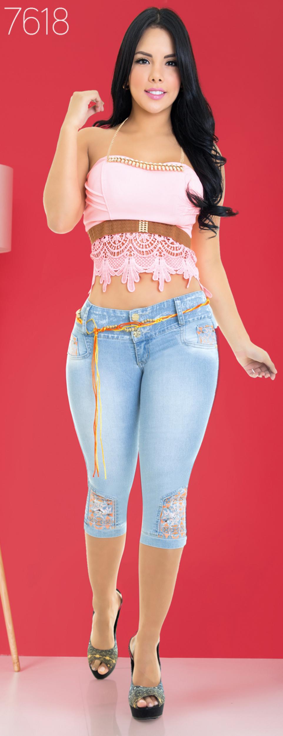 Ref. 001 -7618 Torero Colombiano Levantacola - Ropa Colombiana
