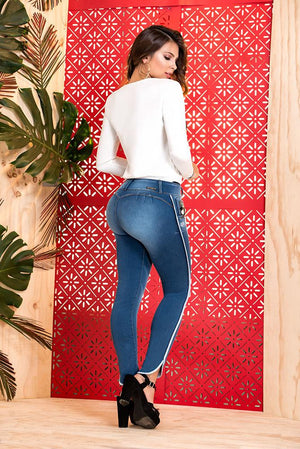 Ref. 052 -281123 Jean Colombiano Push Up con Decorado Lateral y desgastes - Ropa Colombiana