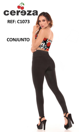 Ref. 004 -C1073 Conjunto Marca CEREZA Original Colombiano con Blusa Veraniega de Hombros descubiertos y pantalón Negro con Pretina Alta y decorado en el frente - Ropa Colombiana