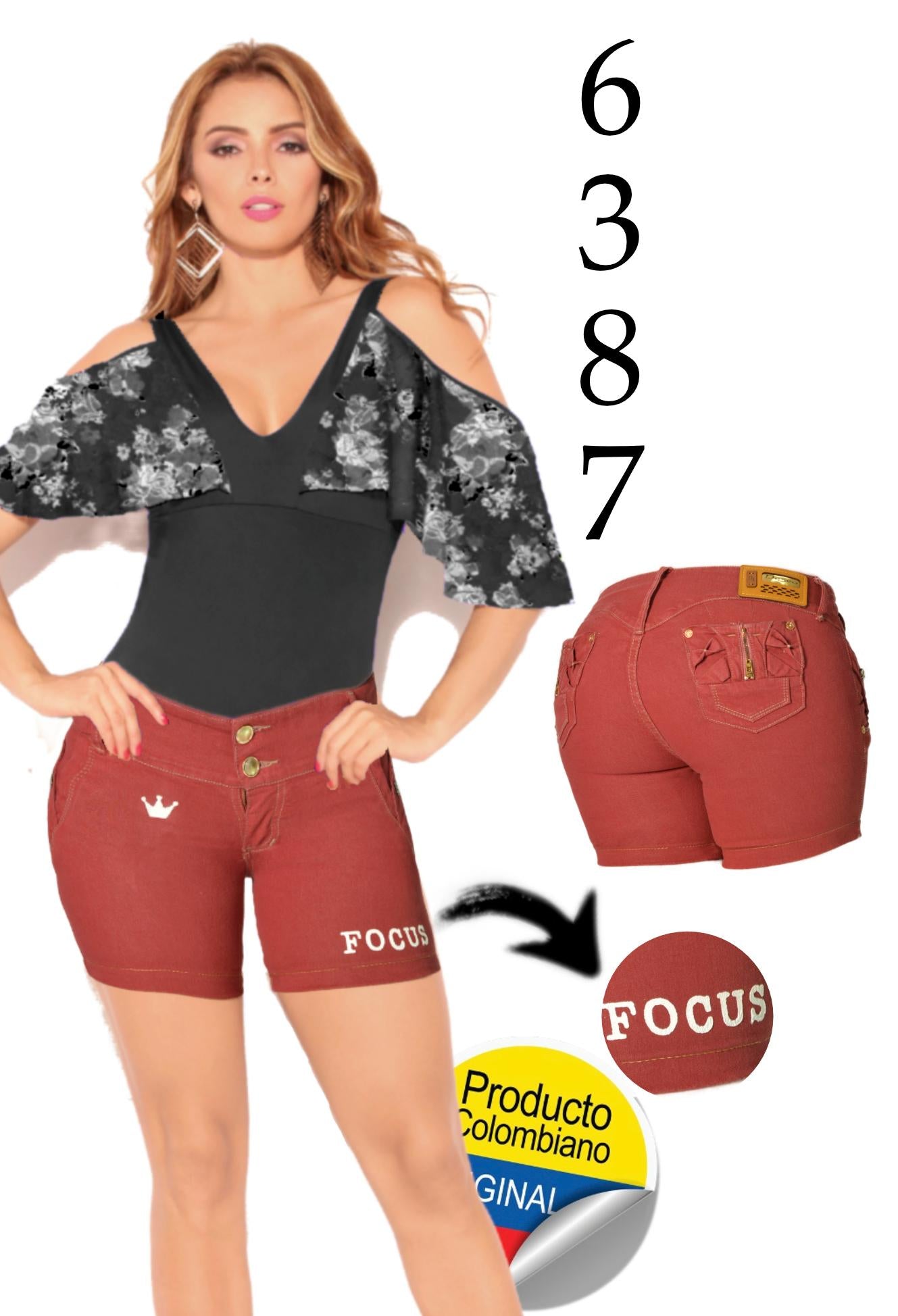 Ref. 006 -6387 SHORT LEVANTACOLA CON BOLSILLOS