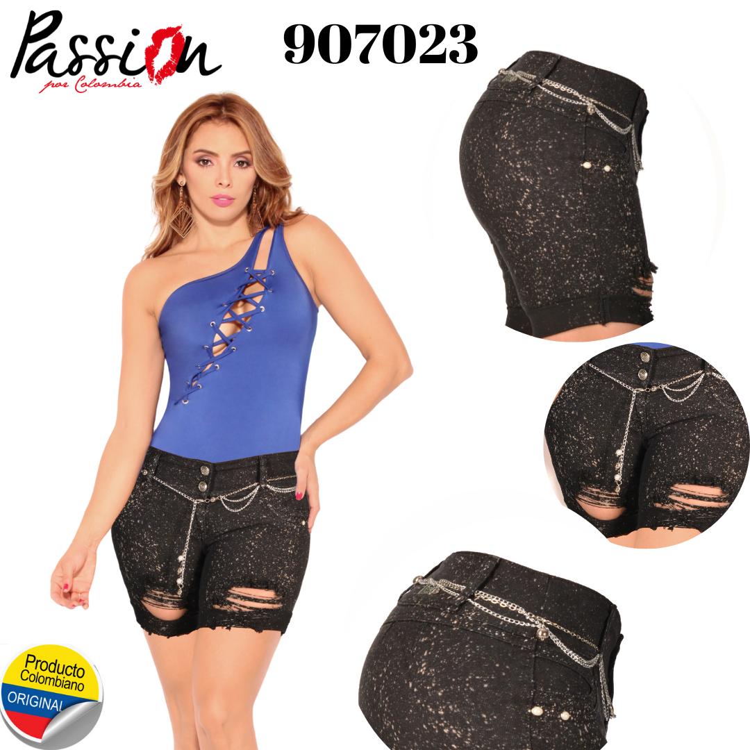 Ref. 030 -907023 Short Levantacola Colombiano