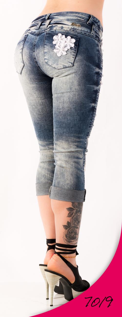 Ref. 030 -7019C Capri Jean capri levantacola - Ropa Colombiana