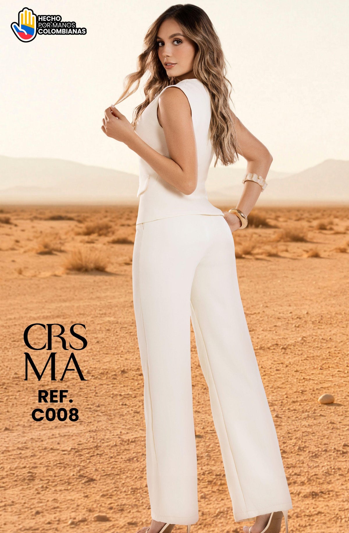 C008 Conjunto colombiano de mujer blanco con chaleco y pantalón