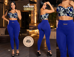 Ref. 004 -C1075 Conjunto Colombiano de Blusa Azul decorado Floral y Pantalón Azul para dama con Cintura Alta y con control de Abdomen - Ropa Colombiana
