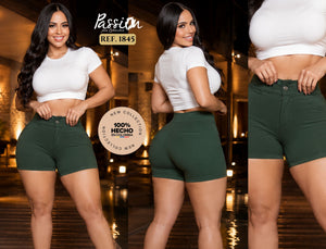 Ref. 054 -1845 Fantástico Short Colombiano Con bolsillos Color Negro Marca Kelly Cruz, diseño Levanta Cola - Ropa Colombiana