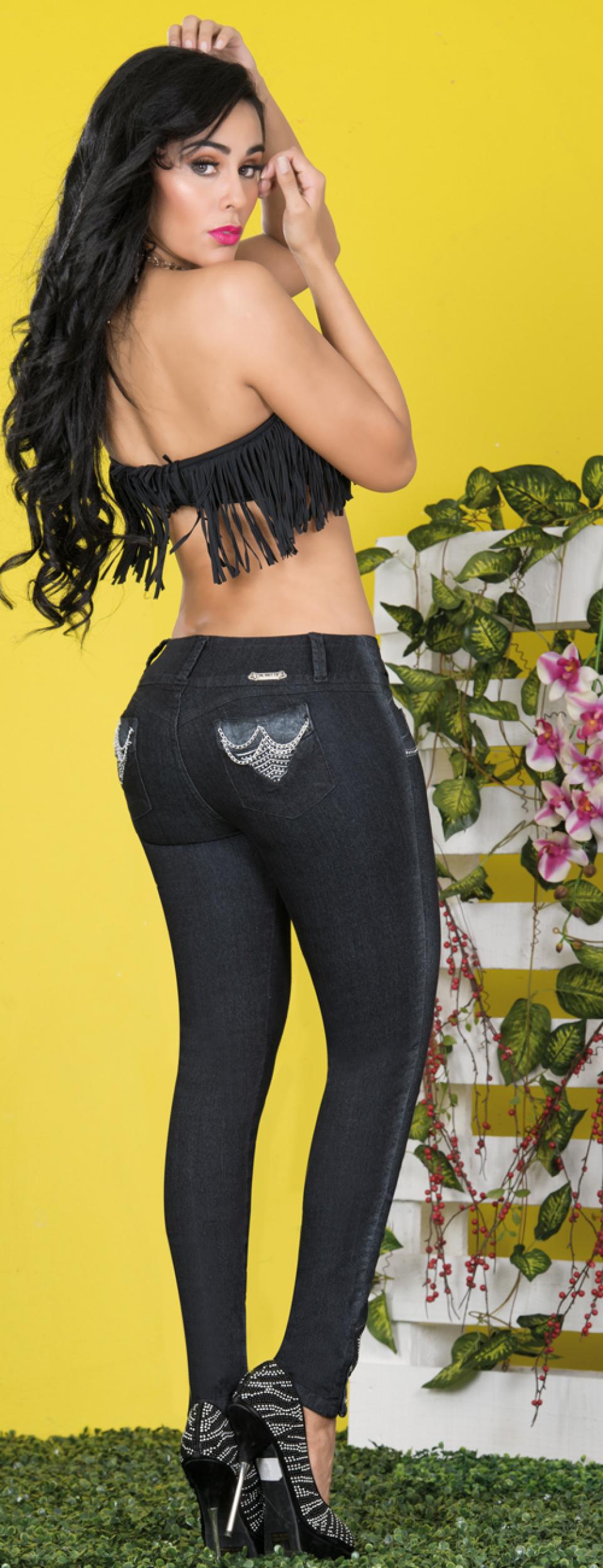Ref. 001 -907045 Capri Jeans Exclusivos - Ropa Colombiana
