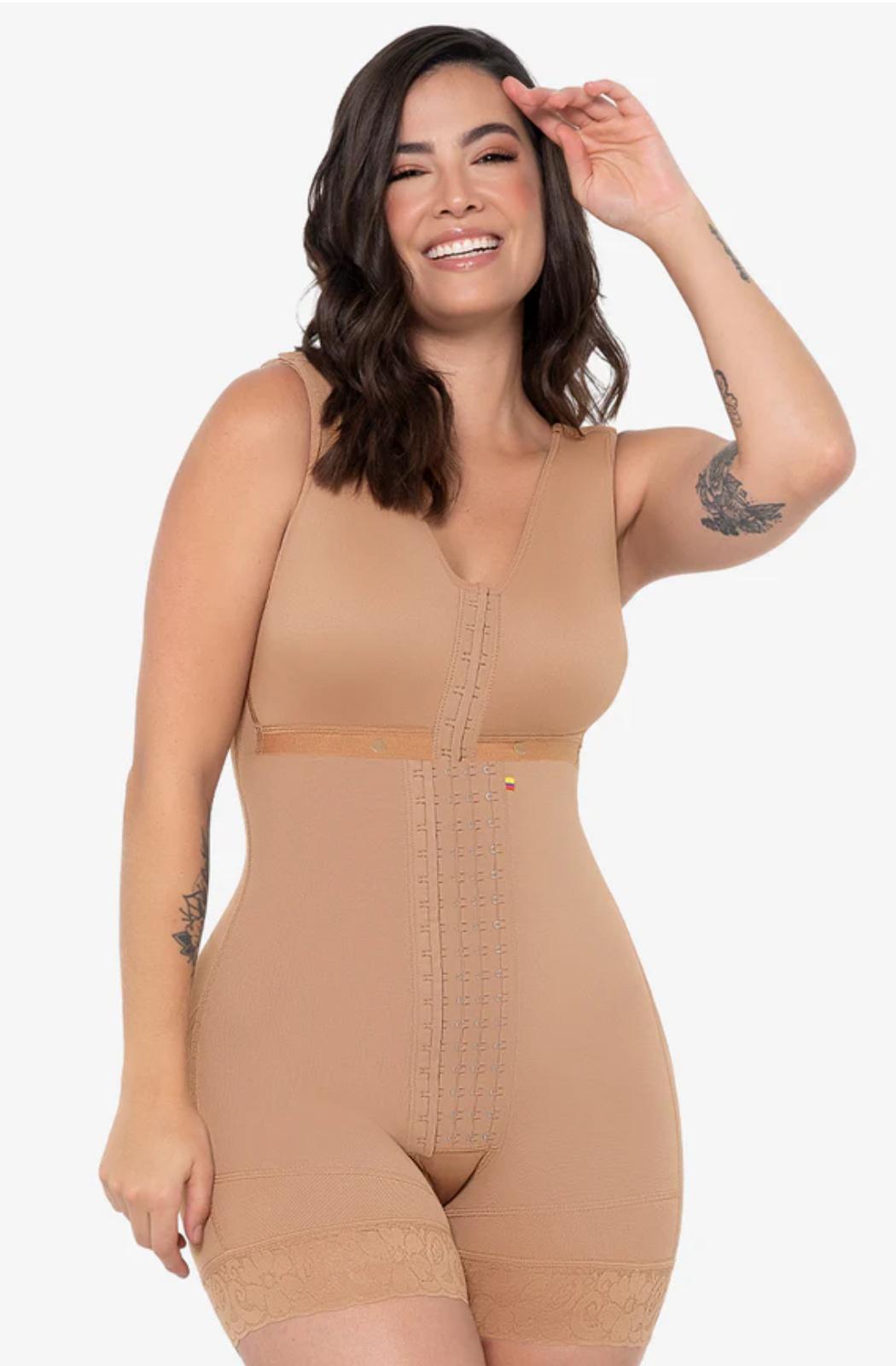 Ref. 019 -FQ102 Faja Corta con Brasier Levanta Cola Postquirúrgica - Ropa Colombiana