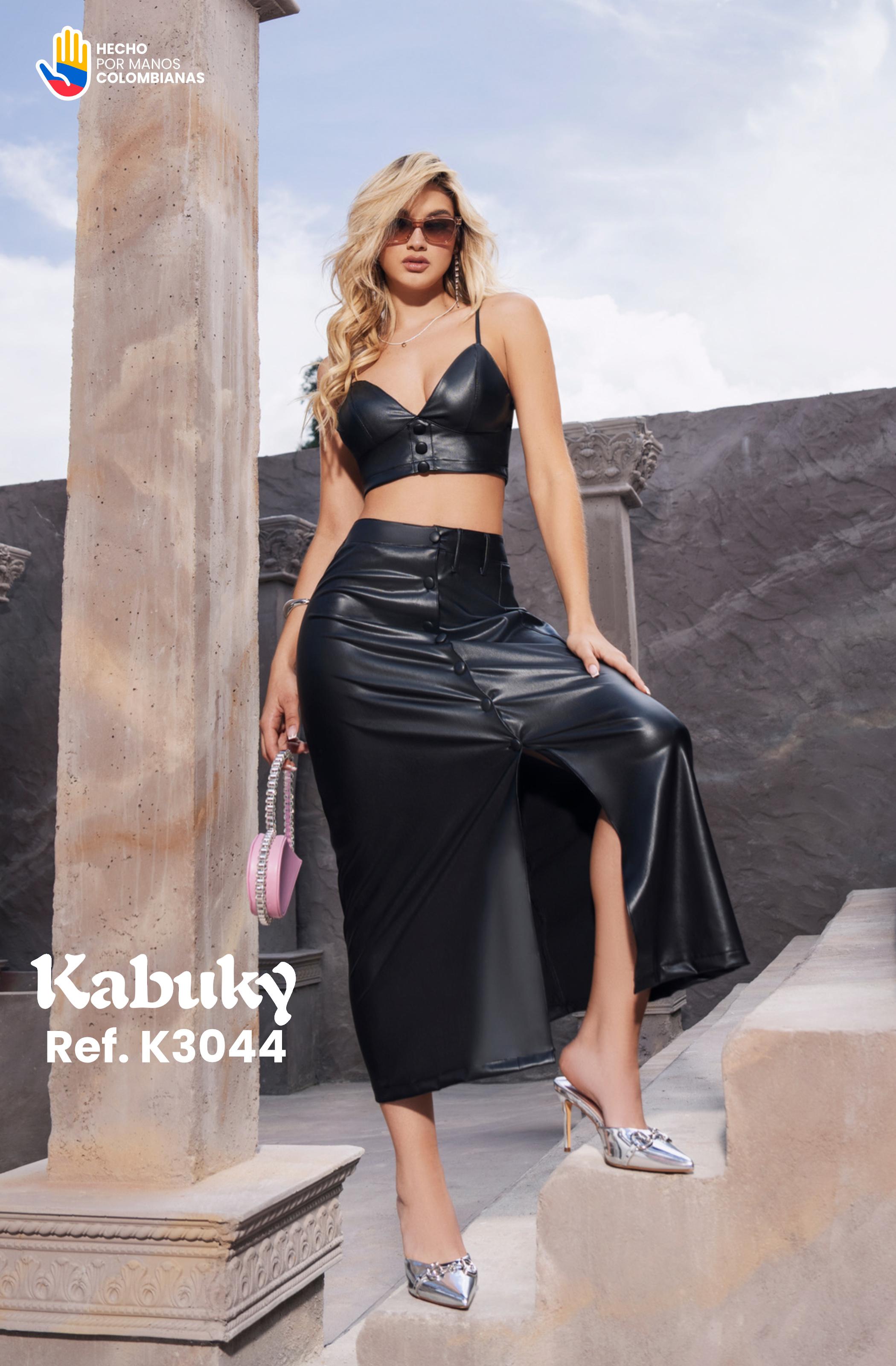 Ref. 050 -K3044 Conjunto de Falda Larga y Blusa
